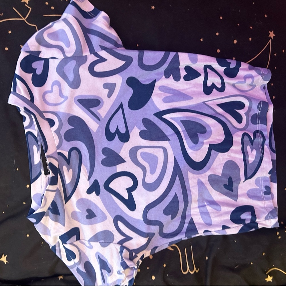 2 pattern crop Ts - Picture 3 of 4